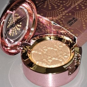 Mac Sparkler Eyeshadow Don't Burst My Bubbly